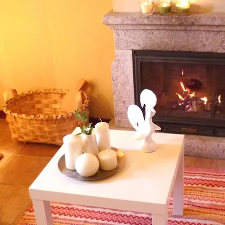 Guest house Casa Das Quintas 3*