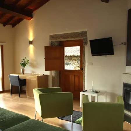 Casa Das Quintas 3*